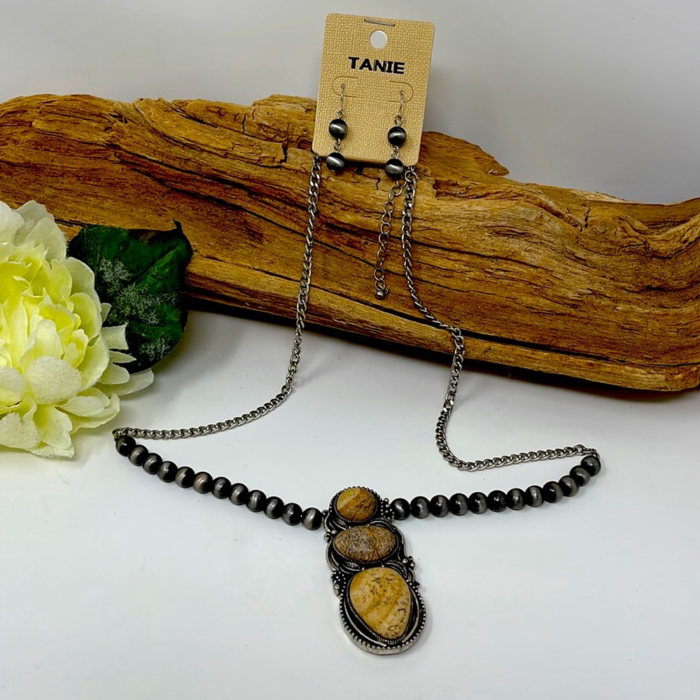 Boho Chic Necklace & Earrings Set New Boutique Jewelry Faux Stones Silver